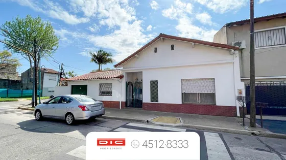 Casa 4 Dormitorios Venta - Carapachay