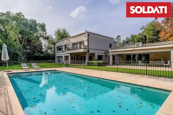 Reservada Casa En Highland Park Cc, Alberti