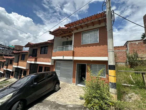 Casa En Venta En Sector Cuatro Esquinas, En Rionegro, Antioquia