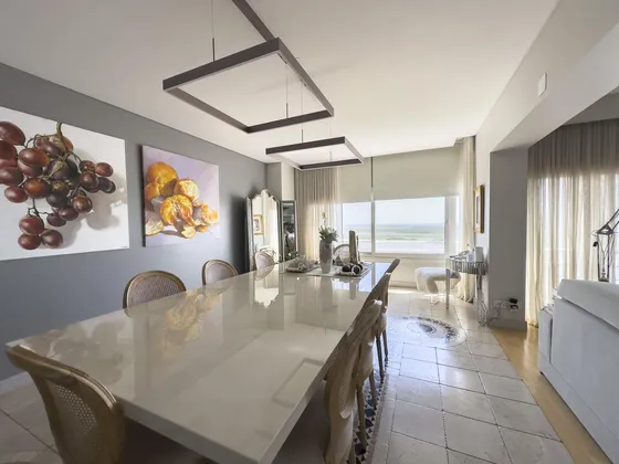 Salta Al 1100 - Venta Departamento 4 Dormitorios Zona Rio En Rosario Centro