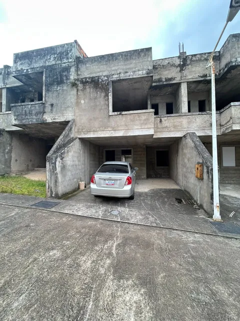 Venta De Casa En Obra Gris - Pueblo Nuevo