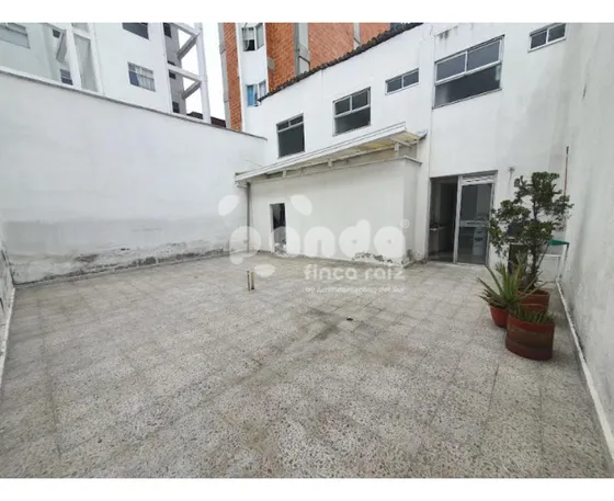 Local En Alquiler En Medellín - Conquistadores 