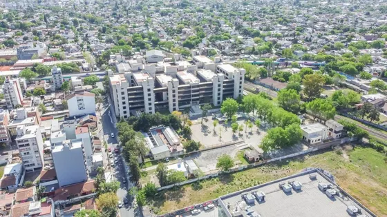 Edificio Comercial En Venta - Oficinas - Local - 421mts2 - Morón