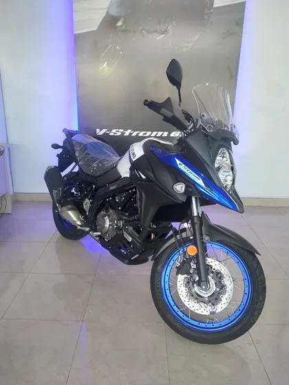 Suzuki V-strom 650 Edicion 2025// No Honda No Yamaha #1