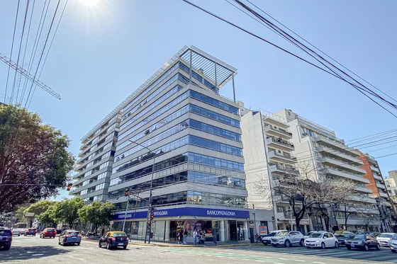 Oficina En  Venta Con Cochera Vigilancia Edificio La Mussa Stars Torre Silver