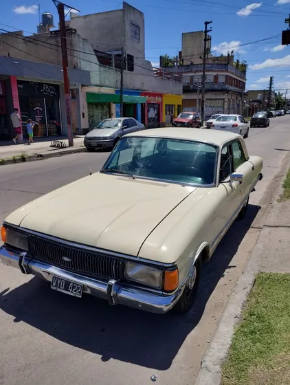 Ford Falcon 3.0 Lujo