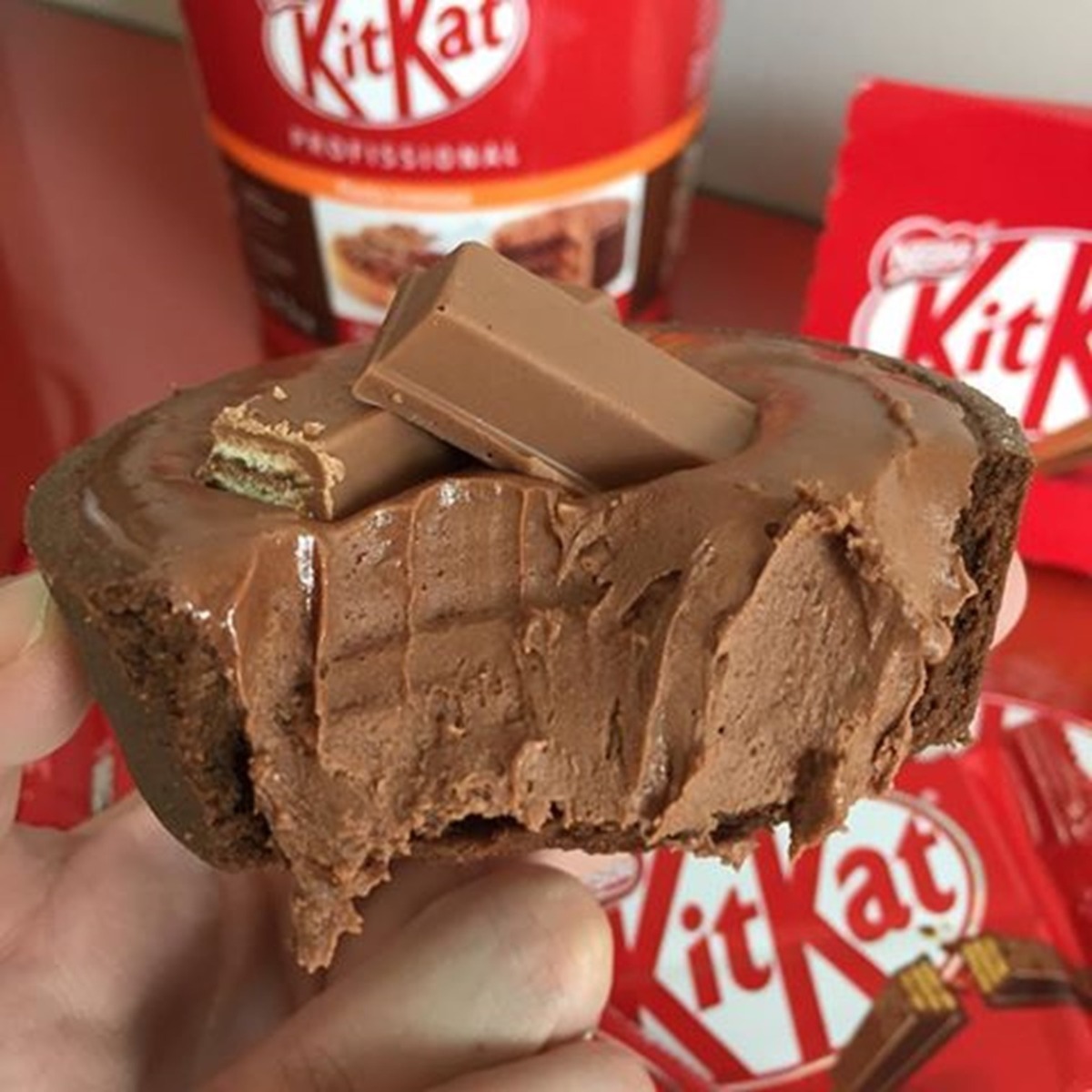 Pasta Cremosa Kitkat Nestlé 2,1kg Muito Melhor Que Nutella Mercado