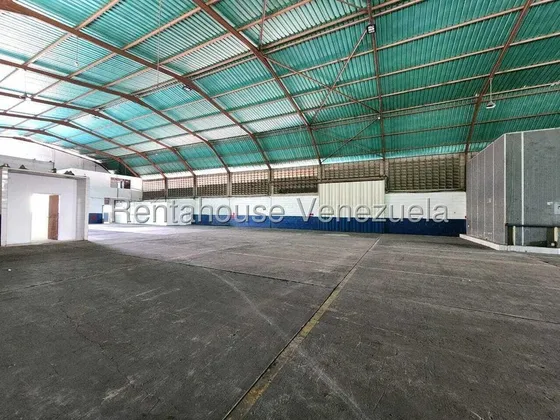 #*25-22346 Te Presentamos Un Excepcional Galpón De 2,580 M² De Terreno Y 1,380 M² De Construcción, En Alquiler En La Zona Industrial Iii, Barquisimeto, Lara Adelaida Armeya