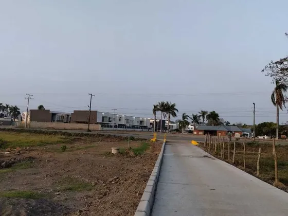 Lote Comercial En Venta Cerca Al Nuevo Centro Comercial De Monteria