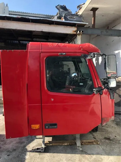 Cabina Para Trailer Tractocamion Volvo Año 2002 2 Generacion