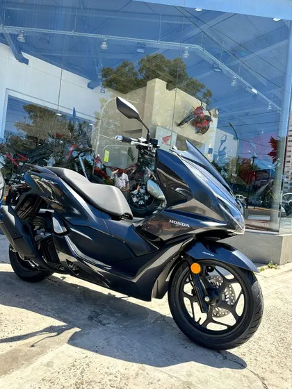 Honda Pcx 160 Scooter 2024 Modelo Dlx Nuevo - Power Bikes