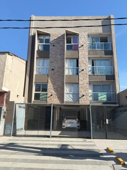 Venta De Departamento De 2 Ambientes En Tapiales