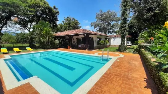 Venta Hermosa Finca - Con Excelentes Potreros Planos (pueblo Nuevo - Potrerito , Jamundi (valle Del Cauca) )