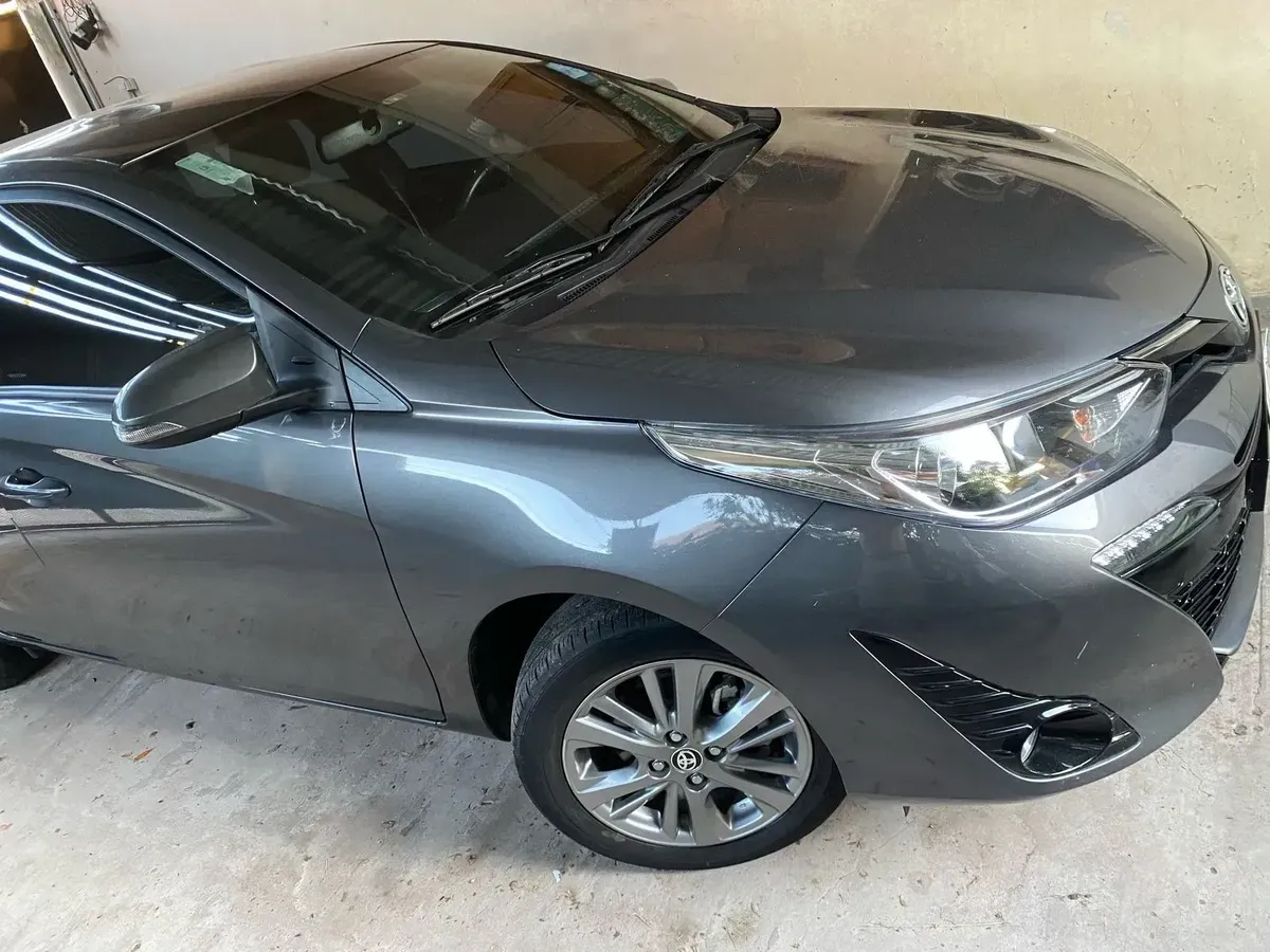 Toyota Yaris 1.5 107cv Xls Cvt