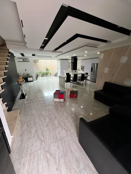 Townhouse En Res. Rincón Garden Naguanagua Jmat 