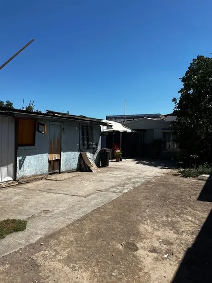 Casa En Venta De 5 Dorm. En La Granja