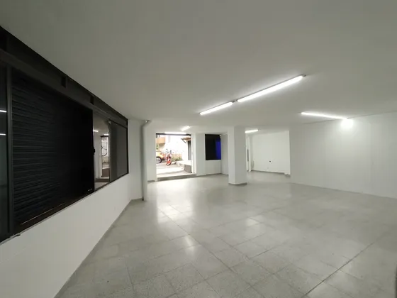 Arriendo Local En Floresta
