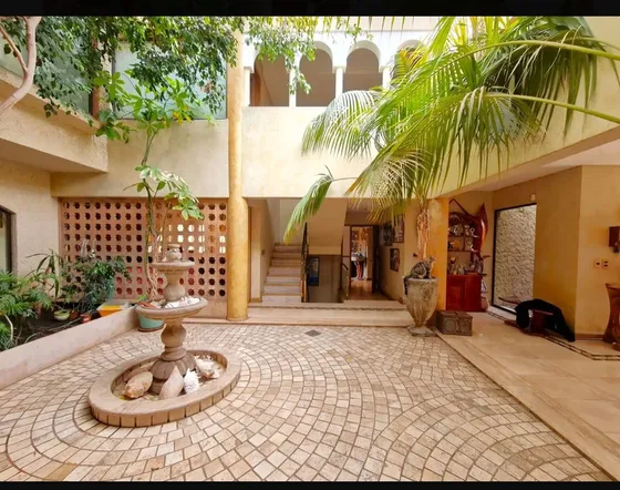 Casa En Arriendo En Los Dominicos, Las Condes