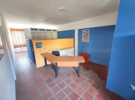 Milagros Inmuebles Oficina Alquiler Cabudare Lara Zona Centro Economica Comercial Economico Código Inmobiliaria Rent-a-house  25-3114