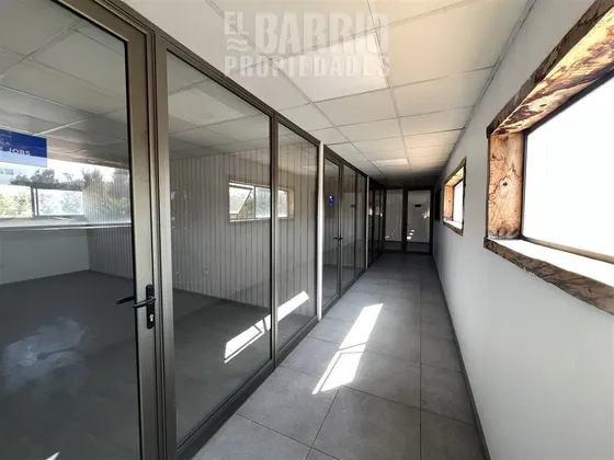 Local Comercial En Arriendo En Chicureo Centro