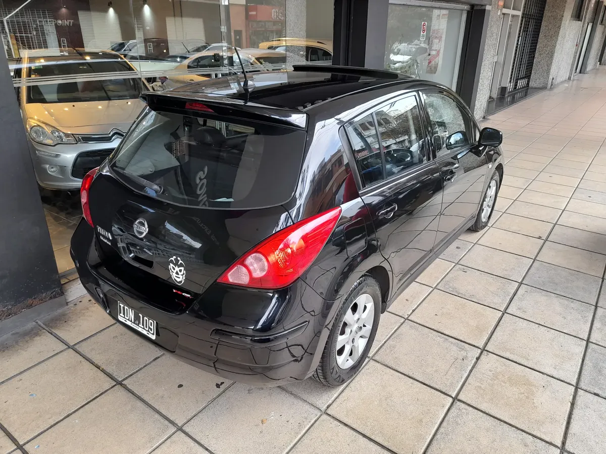 Miniatura 8