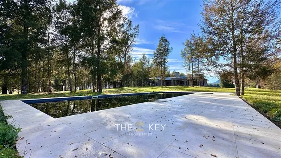 Casa En Venta De 7 Dorm. En Pucón