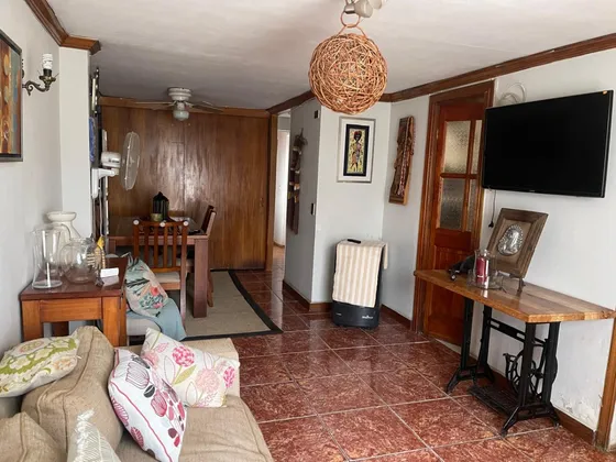 Casa De Un Piso En Pasaje Cerrado , Todo Medio De Pago