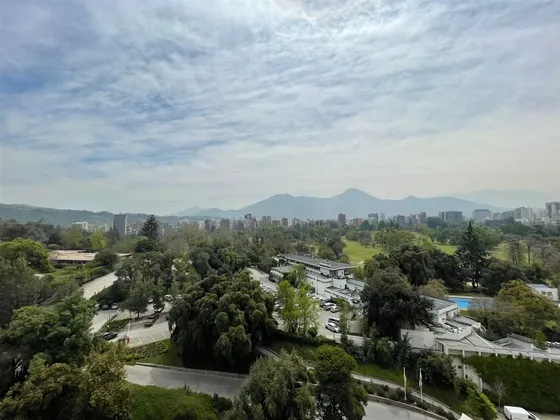 Elegante Departamento Con Vista Al Club De Golf Los Leones