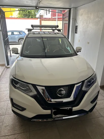 Nissan X-trail 2.0 Exclusiv 2 Row Hybrid
