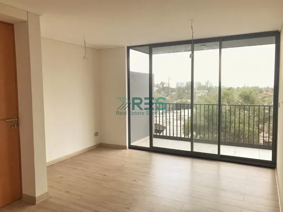 Departamento En Venta De 2 Dorm. En La Florida