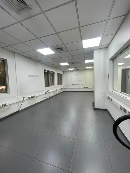 Se Arrienda Amplio Edificio Para Empresa Edificio Comercial