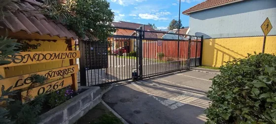 Se Arrienda Casa En Condominio Lomas De Eyzaguirre 3d 1b 1e