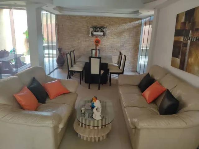 Yosmar Y Fernando Venden Casa En Urbanizacion El Rincon Residencias Villa Orense