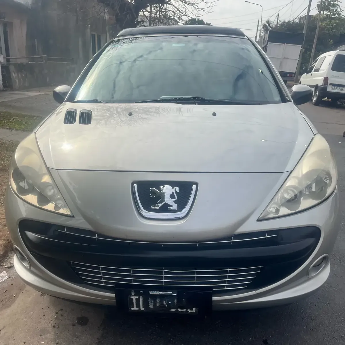 Peugeot 207 1.6 Xt