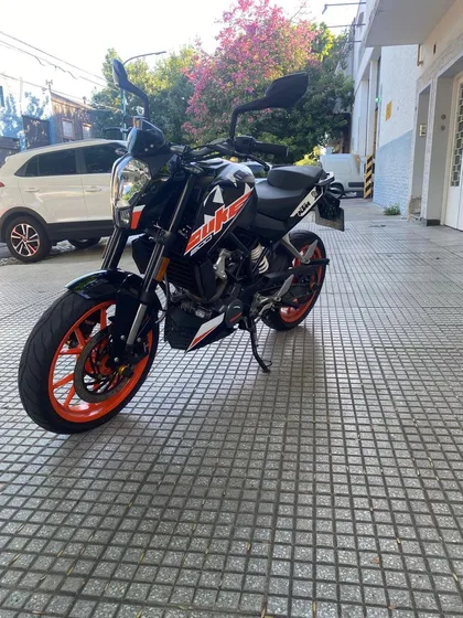 Duke 200 Ktm