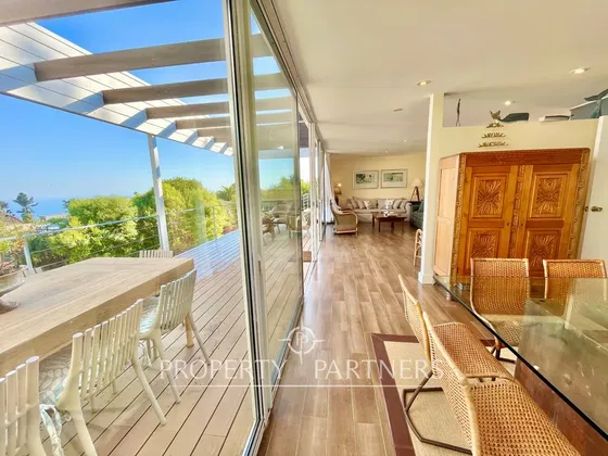 Casa Con Vista Al Mar En Condominio Cantagua De Ca...