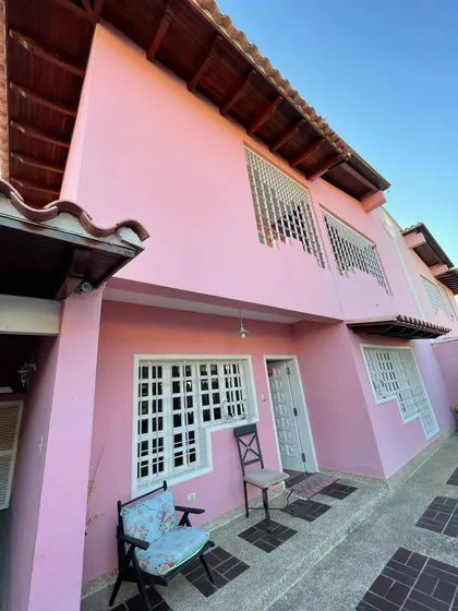Espectacular Casa En Venta La Mejor Urb De Los Teques Ruta 4