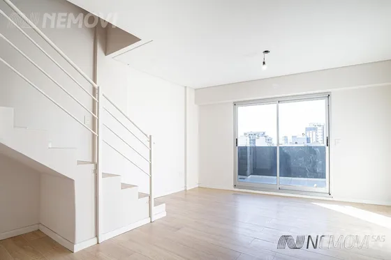 Venta Departamento 6 Ambientes En  Caballito