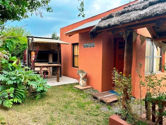 Cabaña La Escondida, En Villa Giardino, Córdoba - 2 Personas - Pileta Privada