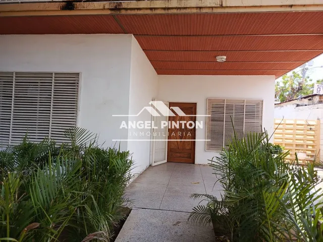  Casa Comercial Alquiler Tierra Negra Maracaibo Api 6862