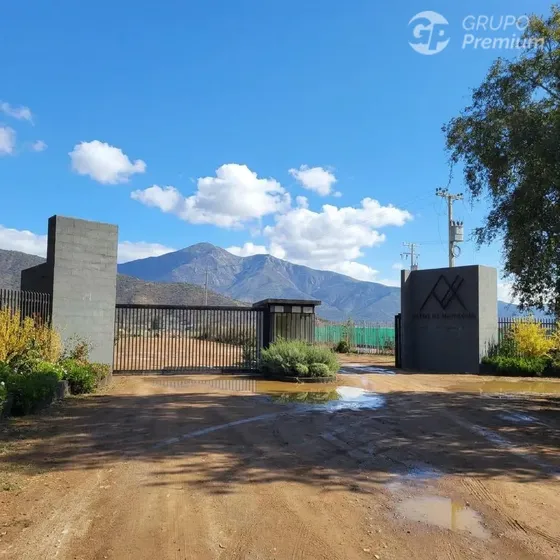 Tu Refugio Natural, A Minutos De Santiago.