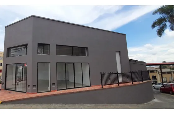 Venta Local Comercial Av 30 De Agosto Pereira