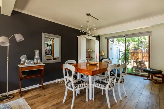 Gran Casa Con Excelente Distribución, Remodelada, ...