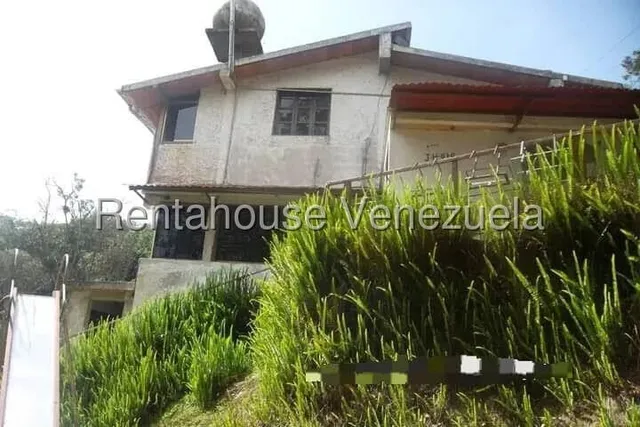 Bella, Amplia, Cómoda Casa En Venta La Colonia Tovar Mls-25-9123 Mv