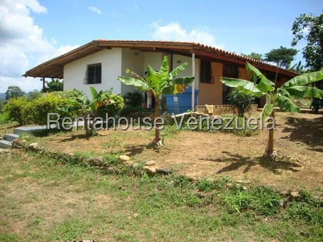 José Trivero Vende Acogedora Y Bella Casa En Cabudare