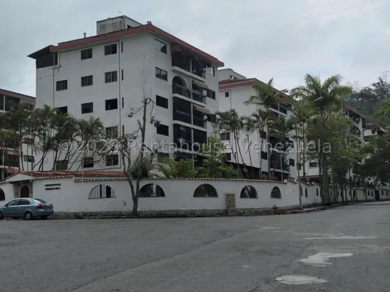 Atractivo Apartamento En Venta En Exclusivo Conjunto Residencial San Antonio De Los Altos, Miranda. Mo 23-22350