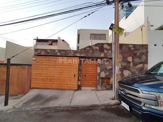Casa En Venta De 5 Dorm. En Antofagasta