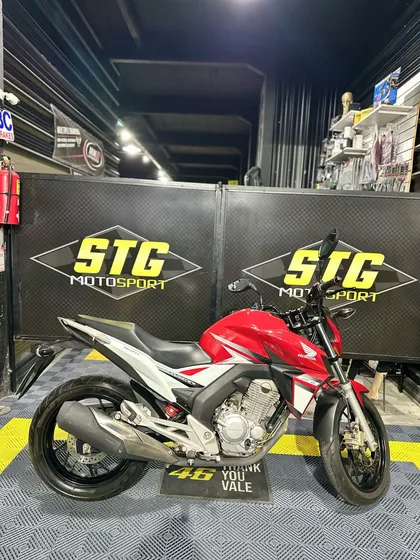 Honda Twister Cb 250 Como Nueva En Stg Motosport