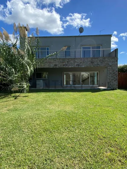 Destacada Casa En Santa Guadalupe