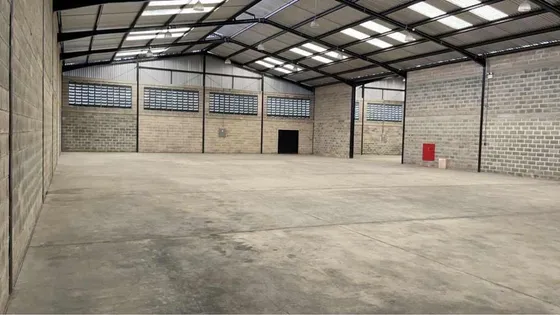 Galpon En Alquiler En Zona Industrial De Santa Cruz 720 Mt2